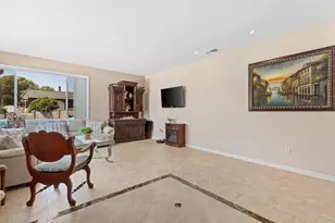 2125 Walnut Ln, Vista, CA 92084 - Photo 14