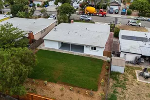 1758 Manor Dr, Vista, CA 92084 - Photo 14