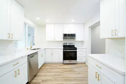 1758 Manor Drive, Vista, CA 92084 - Photo 4