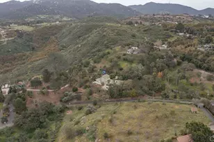 4327 Hollyhill Rd, Vista, CA 92084 - Photo 44
