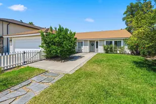 7266 Arpege Rd, San Diego, CA 92119 - Photo 2