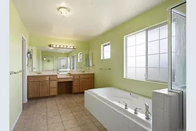 1737 Foxfire Court, Escondido, CA 92026 - Photo 18