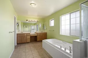 1737 Foxfire Ct, Escondido, CA 92026 - Photo 18
