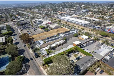 225 S Hwy 101, Solana Beach, CA 92075 - Photo 6
