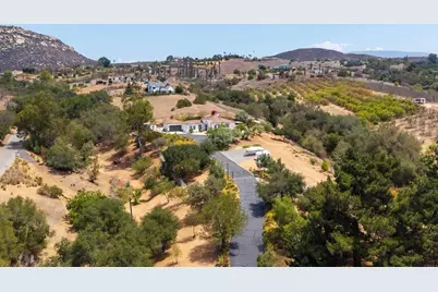 10935 Pala Loma Drive, Valley Center, CA 92082 - Photo 40