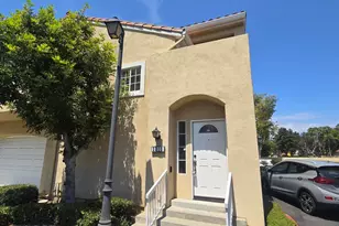 2313 Paseo Circulo, Tustin, CA 92782 - Photo 2