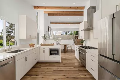 5555 Caminito Marrisa, La Jolla, CA 92037 - Photo 12