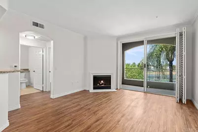 4155 Executive Drive #E307, La Jolla, CA 92037 - Photo 12