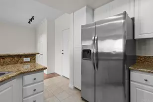 4155 Executive Dr, La Jolla, CA 92037 - Photo 16