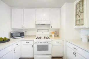 4545 Essex Ct, Carlsbad, CA 92010 - Photo 18