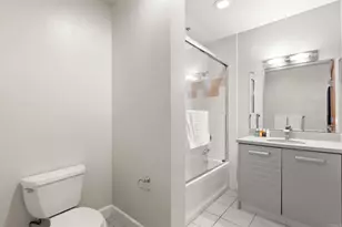 550 Seagaze Dr, Oceanside, CA 92054 - Photo 20
