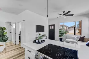 3569 Monroe Ave, San Diego, CA 92116 - Photo 12