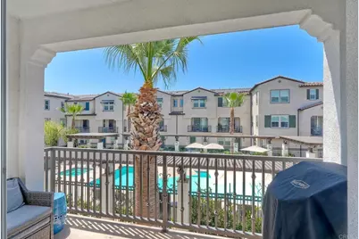 437 Carina Glen, Escondido, CA 92025 - Photo 2