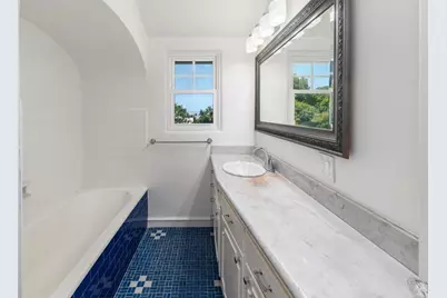 678 Silvergate Ave, San Diego, CA 92106 - Photo 20
