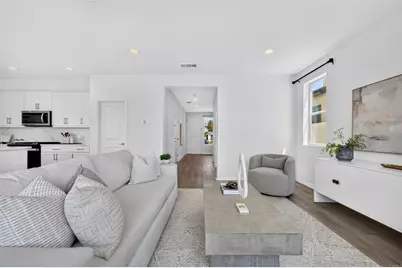 10335 River Bluff Drive, Santee, CA 92071 - Photo 6