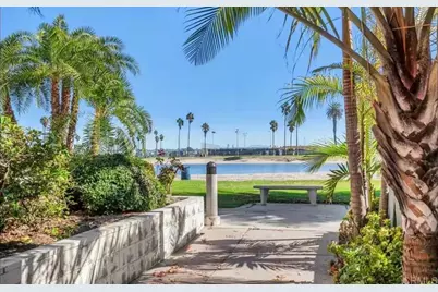 3764 Bayside Lane #4, San Diego, CA 92109 - Photo 12