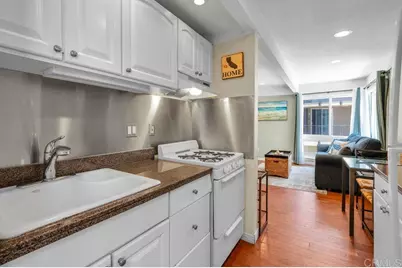 3764 Bayside Lane #4, San Diego, CA 92109 - Photo 8