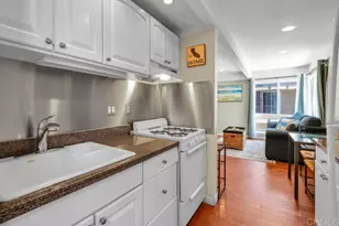 3764 Bayside Ln, San Diego, CA 92109 - Photo 8
