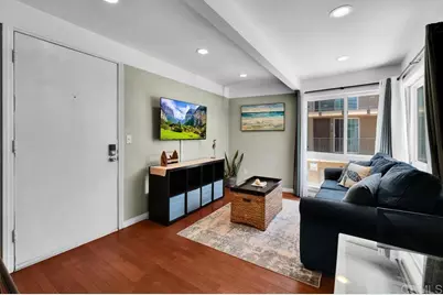 3764 Bayside Lane #4, San Diego, CA 92109 - Photo 4