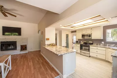 15950 Mactan Ln, Valley Center, CA 92082 - Photo 12