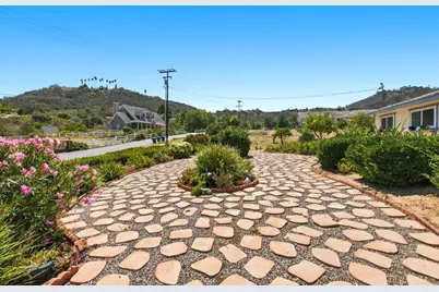860 La Moree Road, San Marcos, CA 92078 - Photo 4
