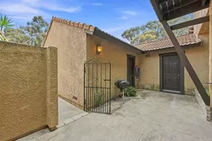 2052 Avenue of the Trees, Carlsbad, CA 92008 - Photo 36