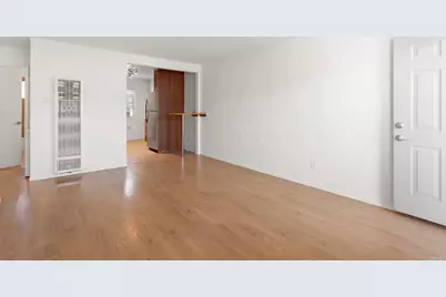 4633 Bancroft Street #8, San Diego, CA 92116 - Photo 4