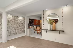 5860 Cactus Way, La Jolla, CA 92037 - Photo 14