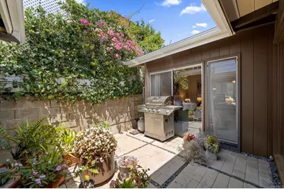 5860 Cactus Way, La Jolla, CA 92037 - Photo 24