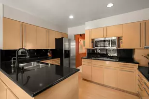 5860 Cactus Way, La Jolla, CA 92037 - Photo 22