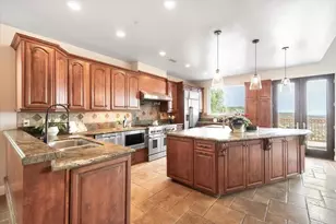 15223 Skyridge Rd, Poway, CA 92064 - Photo 2