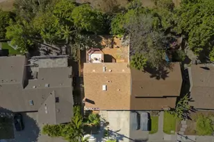 961 Woodlake Dr, Cardiff by the Sea, CA 92007 - Photo 2