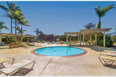 961 Woodlake Drive, Cardiff by the Sea, CA 92007 - Photo 2