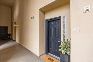 301 W G St, San Diego, CA 92101 - Photo 2