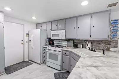 13699 Kristina Court, Moreno Valley, CA 92553 - Photo 8