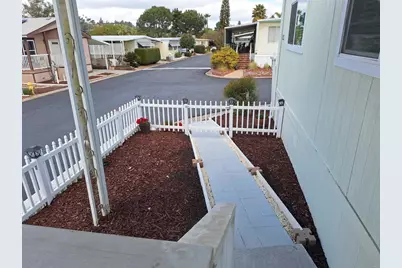 1120 E Mission Rd #65, Fallbrook, CA 92028 - Photo 22