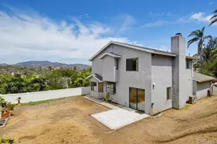 1193 Phillips St, Vista, CA 92083 - Photo 32