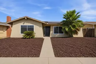 1682 E Washington Ave, Escondido, CA 92027 - Photo 2