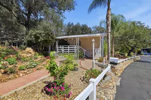 4747 Oak Crest Road, Fallbrook, CA 92028 - Photo 2
