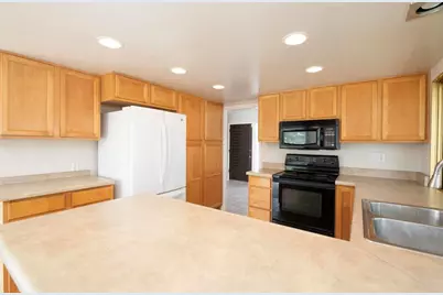 3808 Vista Campana #26, Oceanside, CA 92057 - Photo 6
