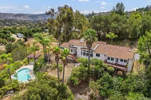 2718 Via Del Robles, Fallbrook, CA 92028 - Photo 2