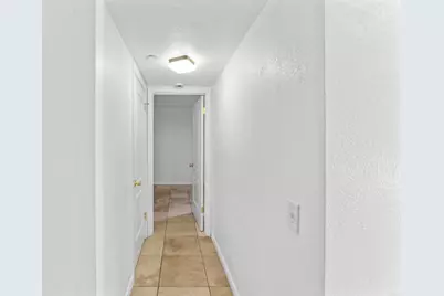 390 E Madison Avenue #H, El Cajon, CA 92020 - Photo 8