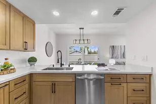 7902 Tinaja Ln, San Diego, CA 92139 - Photo 10