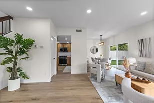 7902 Tinaja Ln, San Diego, CA 92139 - Photo 4
