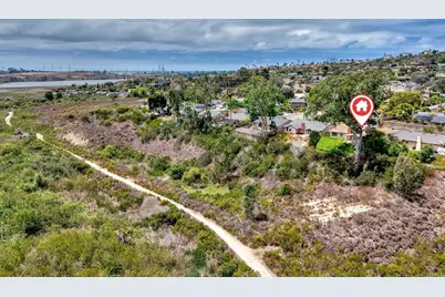 4918 Loma Laguna Drive, Carlsbad, CA 92008 - Photo 10