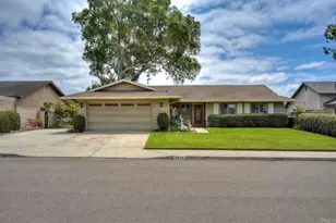 4918 Loma Laguna Dr, Carlsbad, CA 92008 - Photo 12