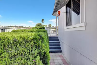 81 Seagull Lane, Oceanside, CA 92057 - Photo 4