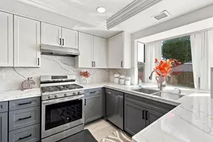 7711 Canyon Point Pl, Mira Mesa, CA 92126 - Photo 12