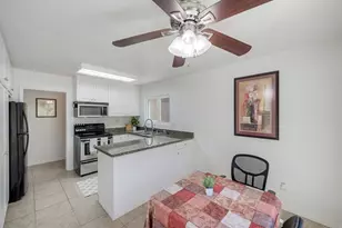 17093 W Bernardo Dr, San Diego, CA 92127 - Photo 12