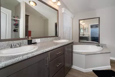 18374 Oleander Avenue, Lake Elsinore, CA 92532 - Photo 14